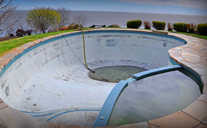 pool before remodeling